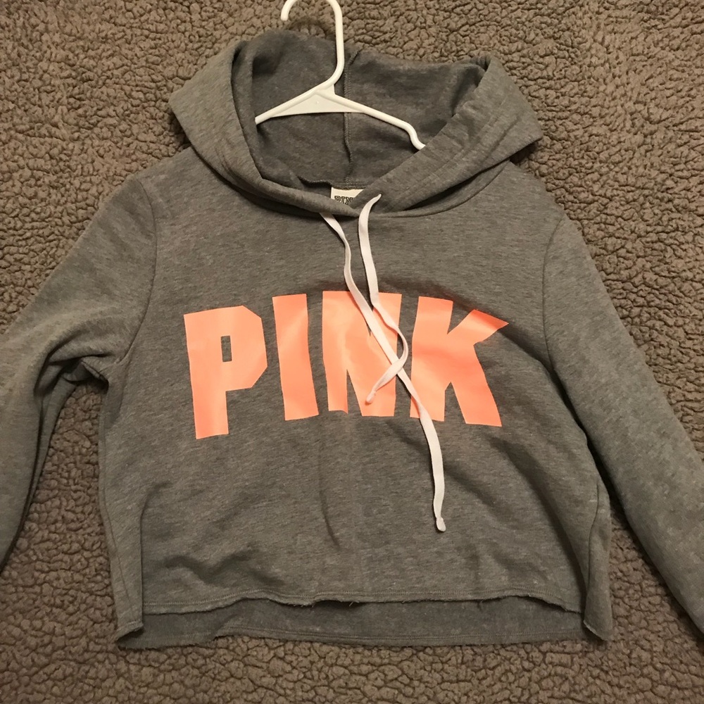 Vs crop sweater